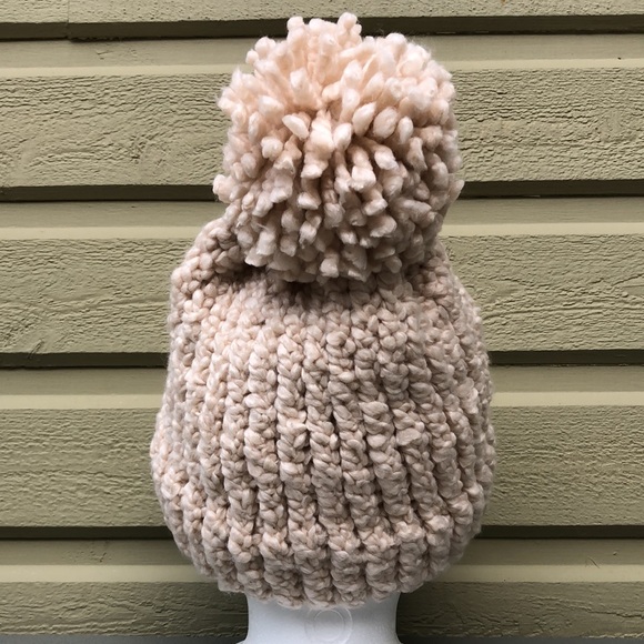 Handmade NEW Knitted Winter Hat Adult Size Super Soft Yarn Cream Colour/Blush - Picture 5 of 5